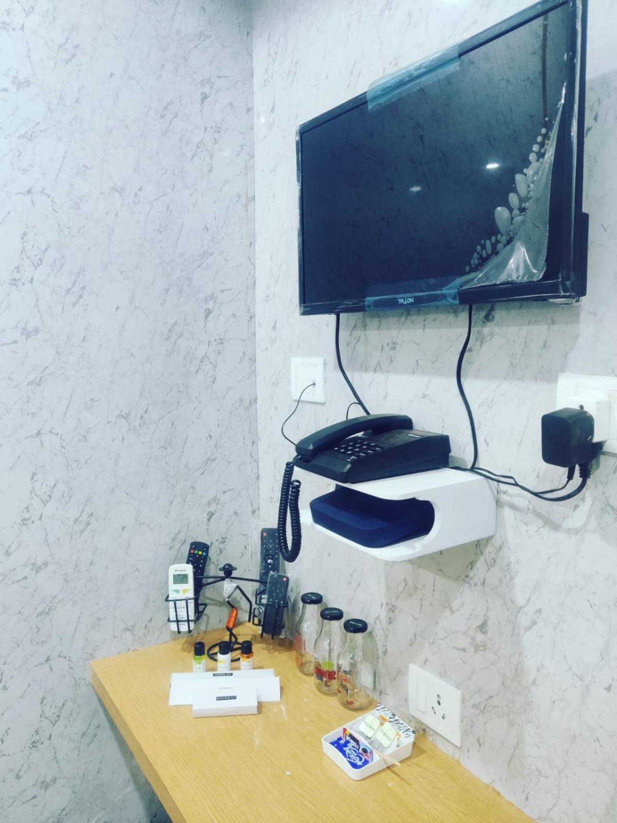 Royal Inn Guwahati Esterno foto