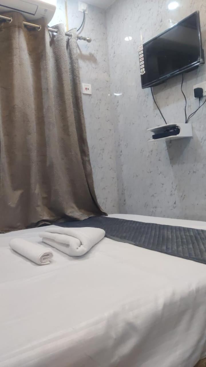 Royal Inn Guwahati Esterno foto
