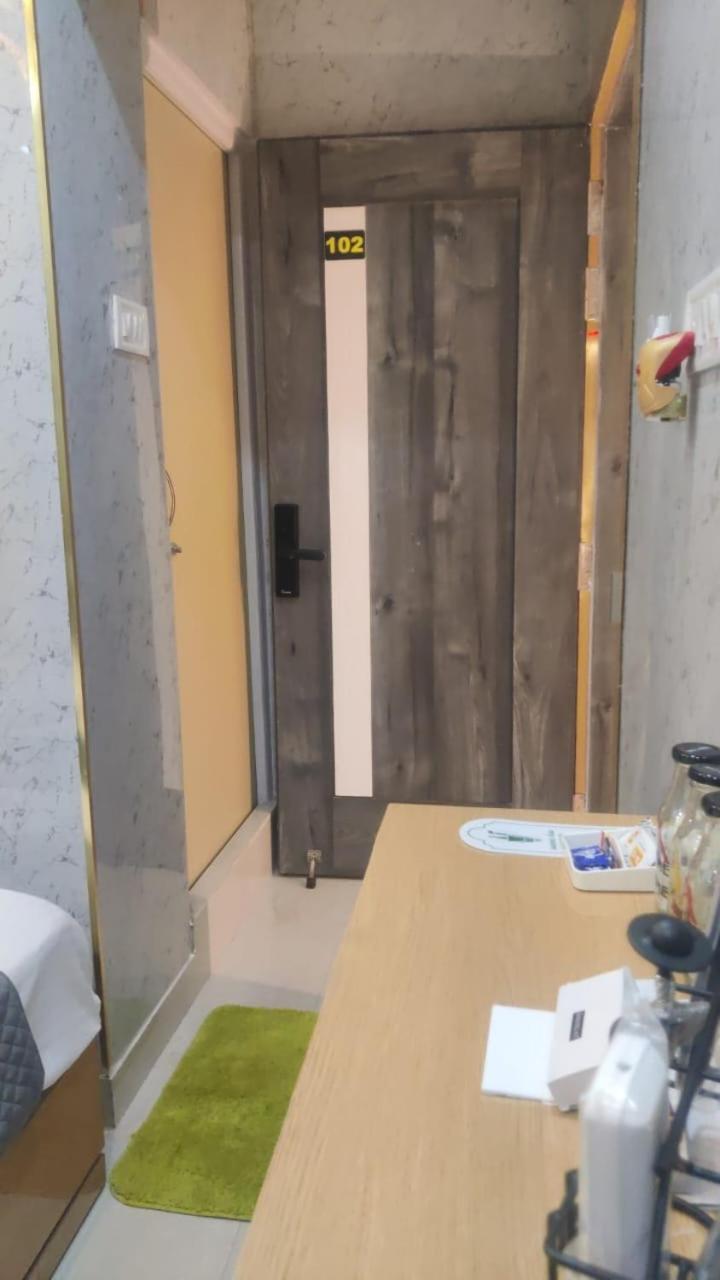 Royal Inn Guwahati Esterno foto